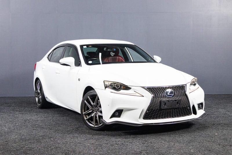 2014 Lexus IS 300h