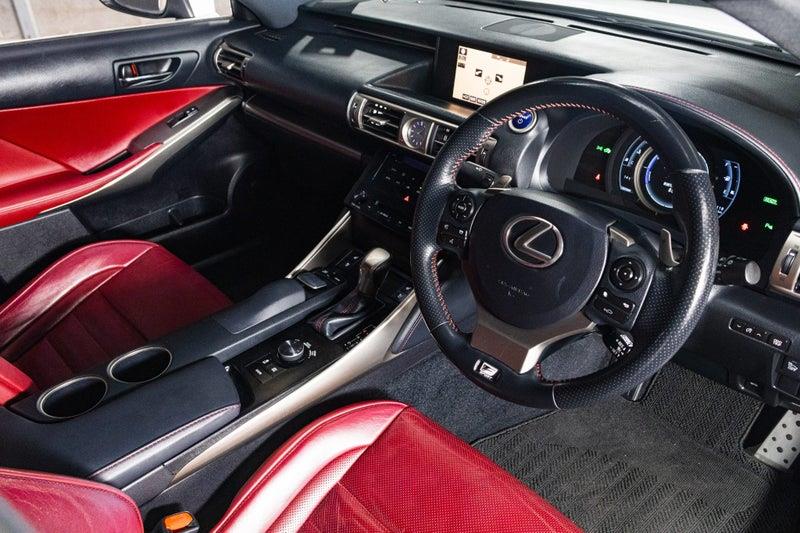 2014 Lexus IS 300h
