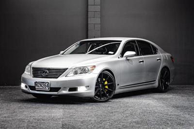 2010 Lexus LS 460 - Thumbnail