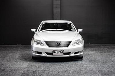 2010 Lexus LS 460 - Thumbnail
