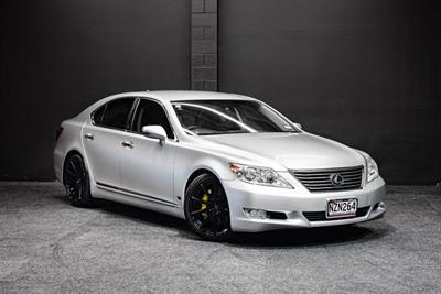 2010 Lexus LS 460 - Thumbnail
