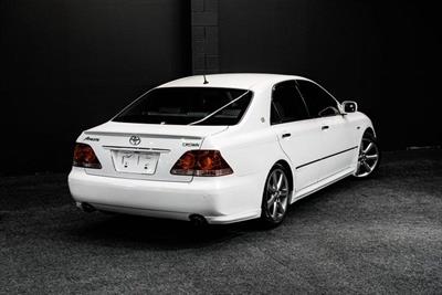 2005 Toyota Crown - Thumbnail