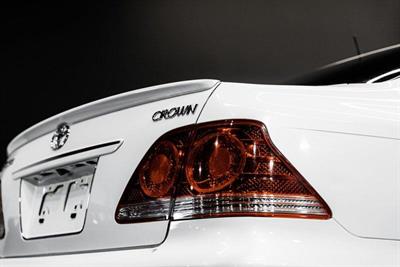 2005 Toyota Crown - Thumbnail