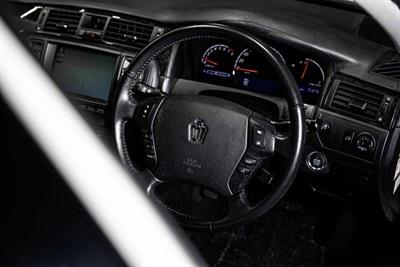 2005 Toyota Crown - Thumbnail