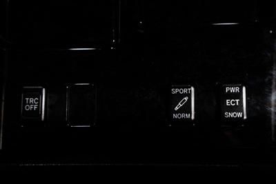 2005 Toyota Crown - Thumbnail