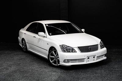 2005 Toyota Crown - Thumbnail