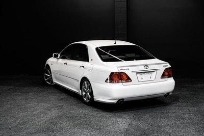 2005 Toyota Crown - Thumbnail