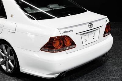 2005 Toyota Crown - Thumbnail