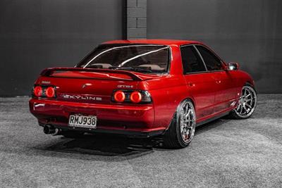 1992 Nissan Skyline - Thumbnail