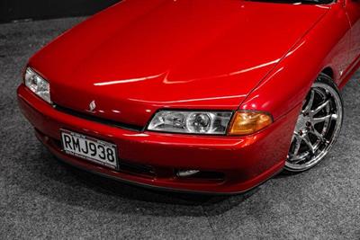 1992 Nissan Skyline - Thumbnail
