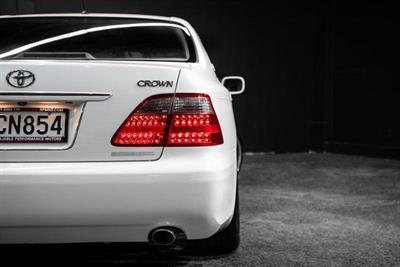 2007 Toyota Crown - Thumbnail