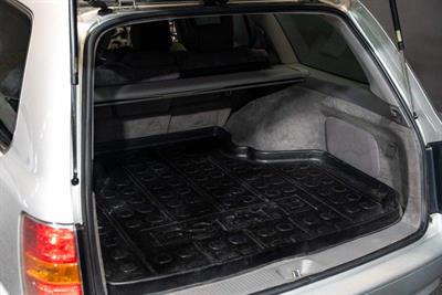 2000 Toyota Crown - Thumbnail