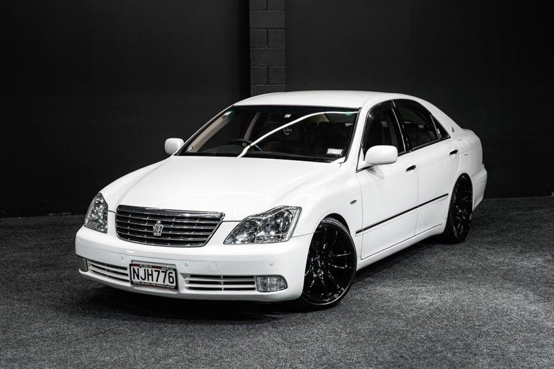 2005 Toyota Crown