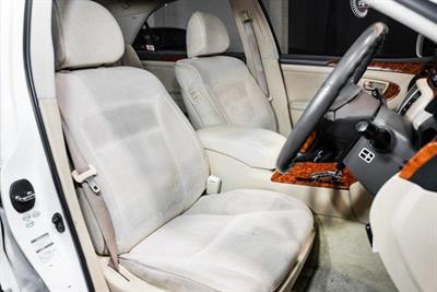2005 Toyota Crown - Thumbnail