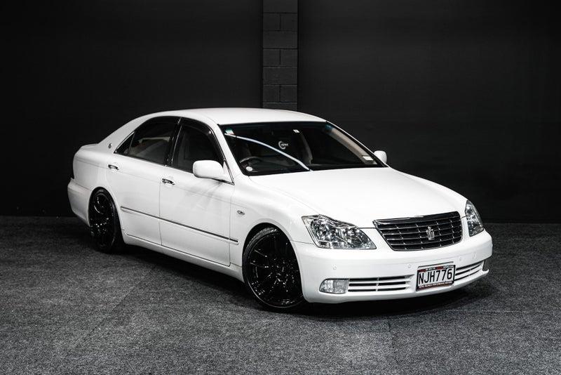 2005 Toyota Crown
