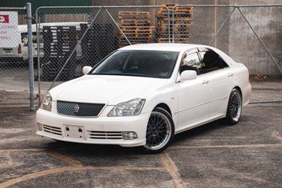 2005 Toyota Crown - Thumbnail