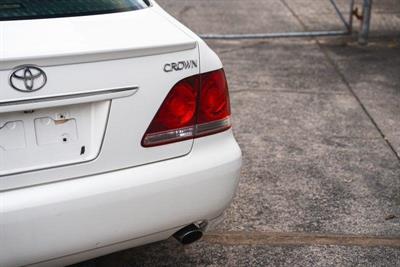 2005 Toyota Crown - Thumbnail