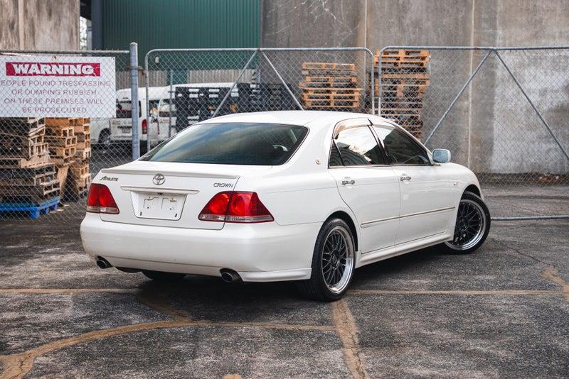 2005 Toyota Crown