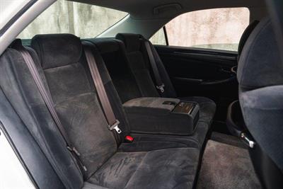 2005 Toyota Crown - Thumbnail