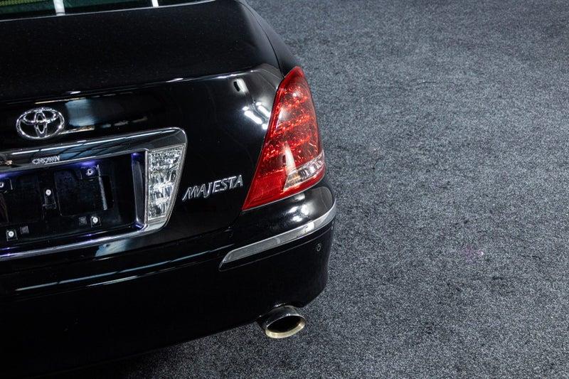 2004 Toyota Crown