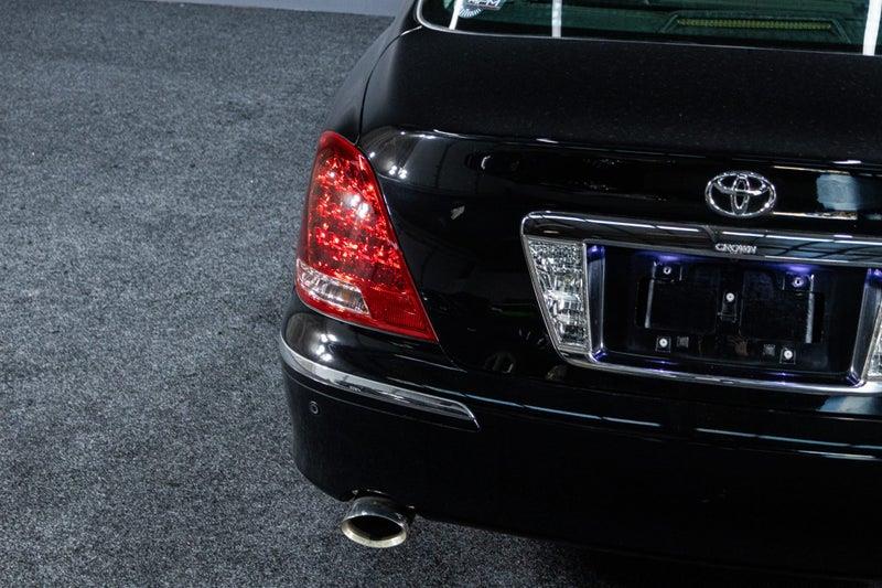 2004 Toyota Crown