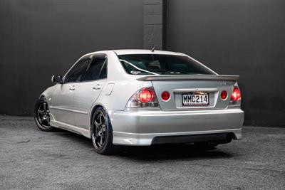 1999 Toyota Altezza - Thumbnail