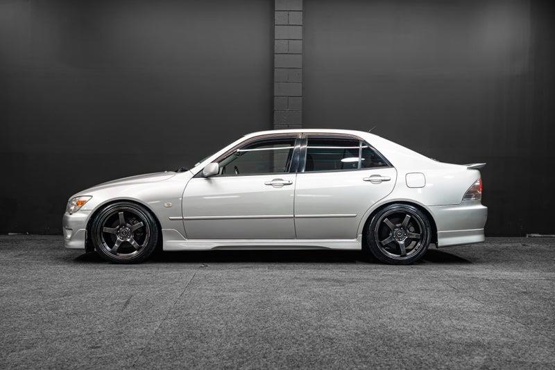 1999 Toyota Altezza