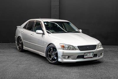 1999 Toyota Altezza - Thumbnail
