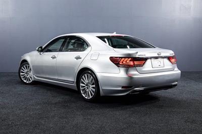 2013 Lexus LS 460 - Thumbnail