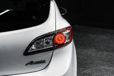 2010 Mazda Axela - Thumbnail