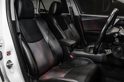 2010 Mazda Axela - Thumbnail