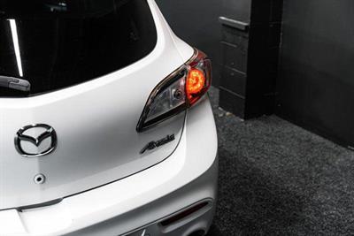 2010 Mazda Axela - Thumbnail