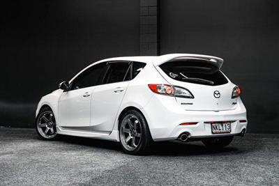 2010 Mazda Axela - Thumbnail