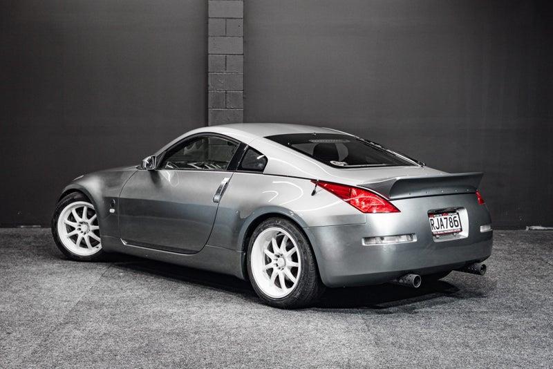 2005 Nissan Fairlady