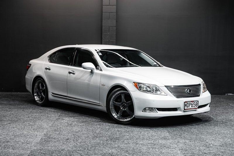 2007 Lexus LS 460