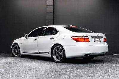 2007 Lexus LS 460 - Thumbnail