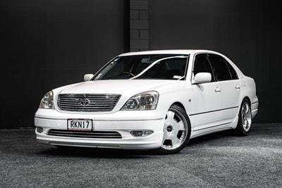2000 Toyota Celsior - Thumbnail