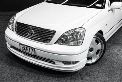 2000 Toyota Celsior - Thumbnail