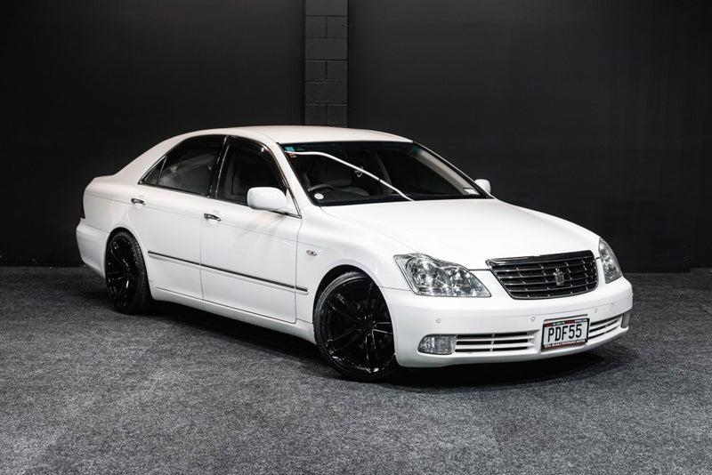 2004 Toyota Crown