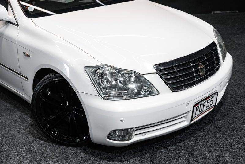 2004 Toyota Crown