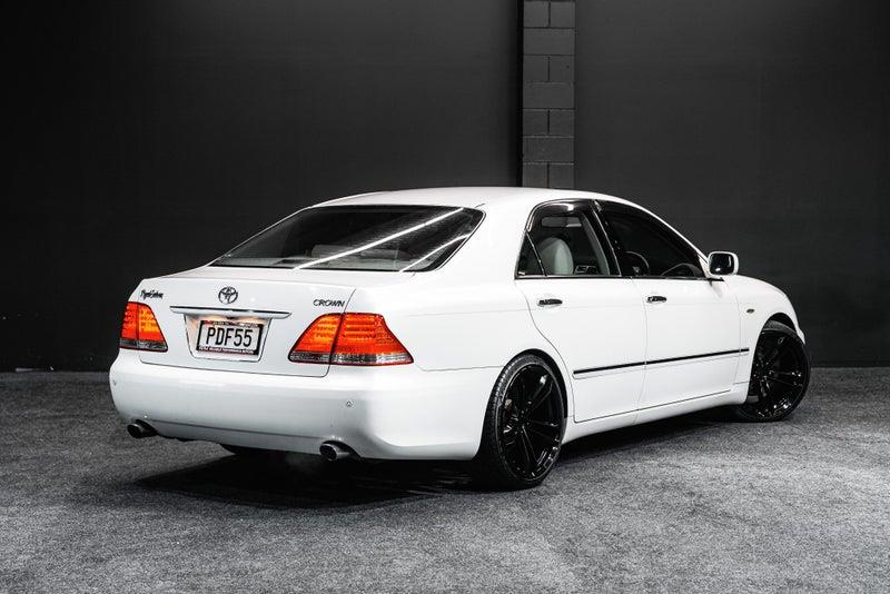 2004 Toyota Crown