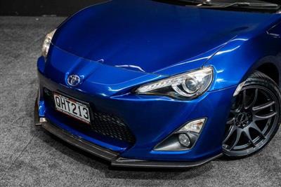 2012 Toyota 86 - Thumbnail