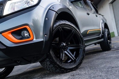 2018 Nissan Navara - Thumbnail