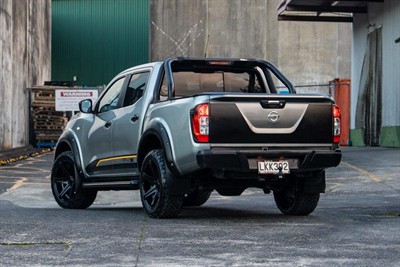 2018 Nissan Navara - Thumbnail