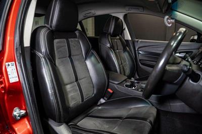2016 Holden Commodore - Thumbnail