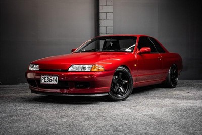 1992 Nissan Skyline - Thumbnail
