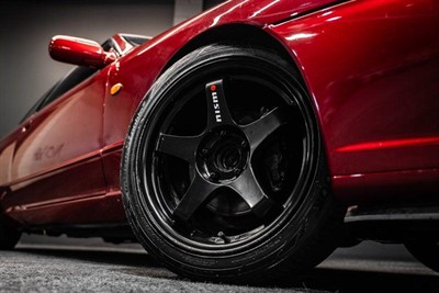 1992 Nissan Skyline - Thumbnail