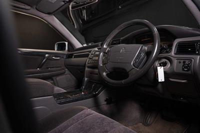 2000 Toyota Crown - Thumbnail