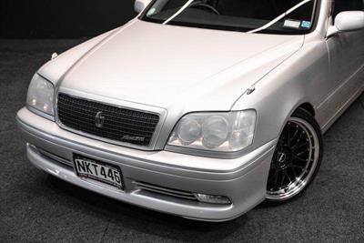 2000 Toyota Crown - Thumbnail