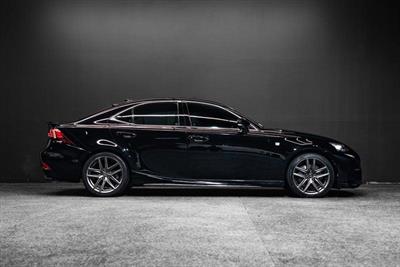 2013 Lexus IS 350 - Thumbnail